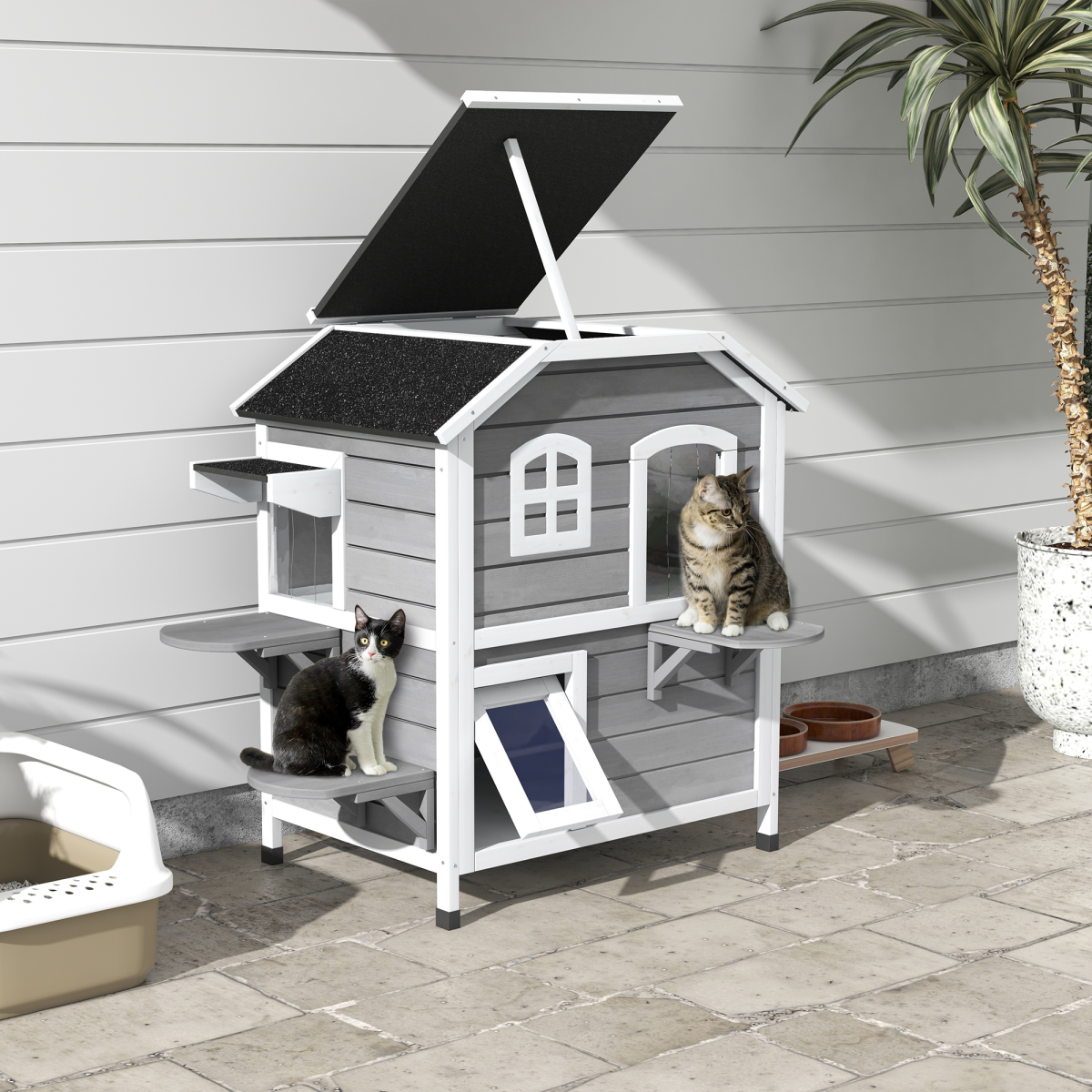 Outdoor/Indoor Cat Condo - Grey